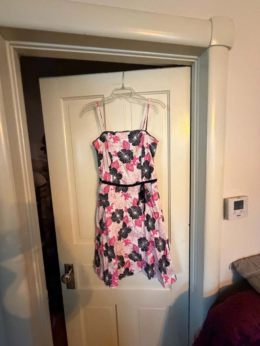 New York & Company Black and Pink Floral Spaghetti Strap Dress Size 6